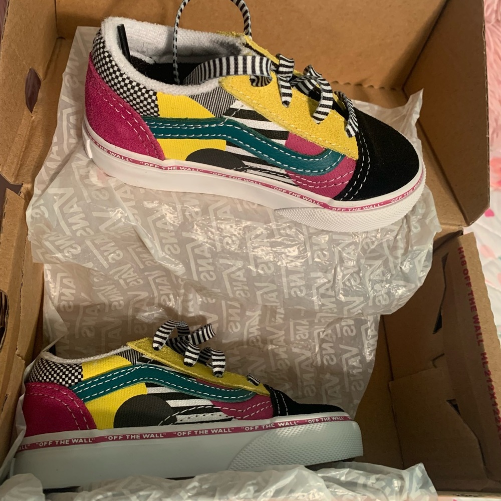Old Skool Vans 6c (brand New in box)